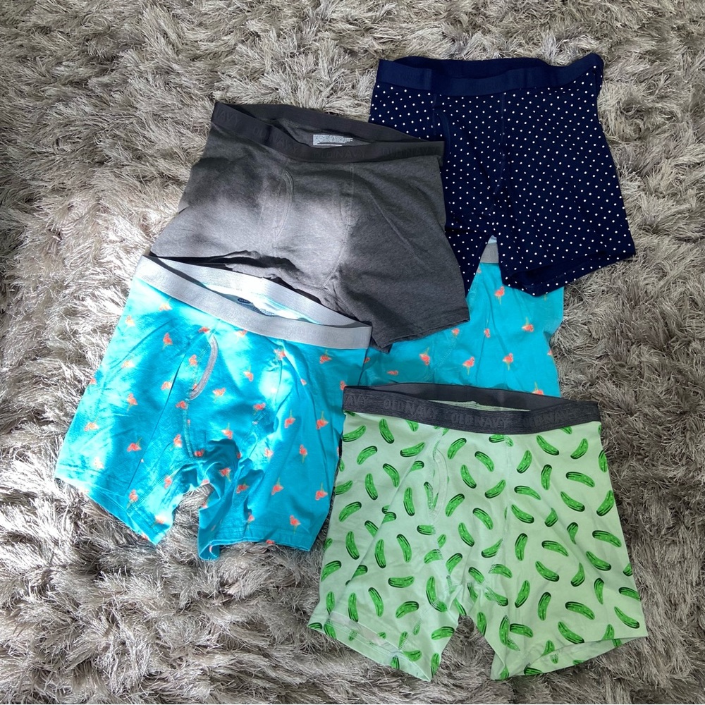 Old Navy men grey, blue green variety pattern knit under shorts. Size M. NWOT
